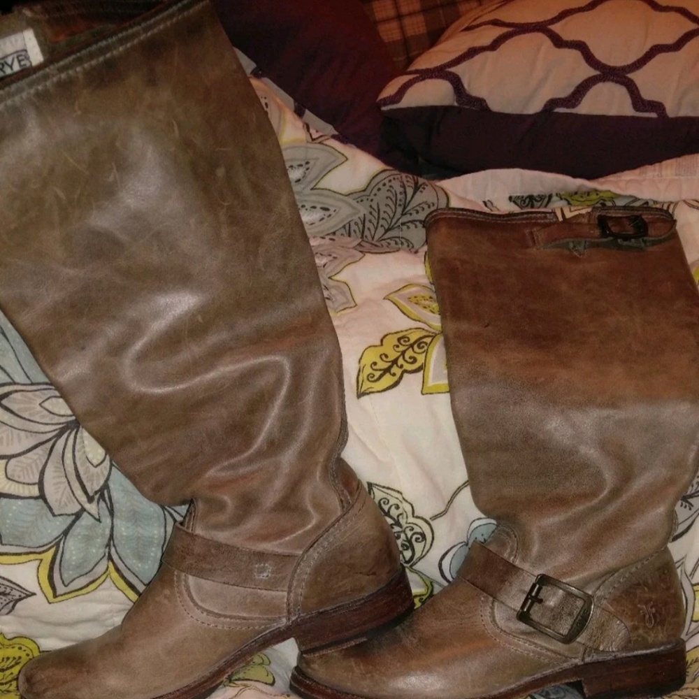 Veronica Slouch Frye boot
